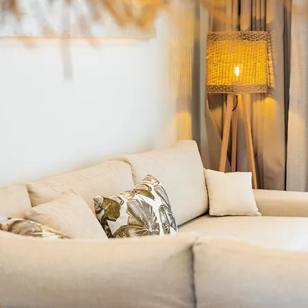 Sirin Luxury - 1st Floor Χαράκι